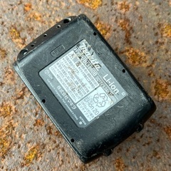 Makita製の18Vリチウムイオンバッテリー、容量6.0Ah。の画像