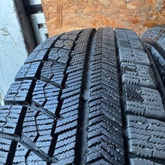 バリ山　BRIDGESTONE ブリヂストン　ブリジストン VRX 155/65R14 スタッドレス　タイヤ　2017年製　14インチの画像