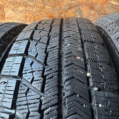 バリ山　BRIDGESTONE ブリヂストン　ブリジストン VRX 155/65R14 スタッドレス　タイヤ　2017年製　14インチの画像