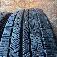 バリ山　BRIDGESTONE ブリヂストン　ブリジストン VRX 155/65R14 スタッドレス　タイヤ　2017年製　14インチの画像