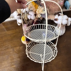 お値下げ✨インテリア雑貨　ワイヤー2段ラック　ブリザードフラワー　ドライフラワーの画像