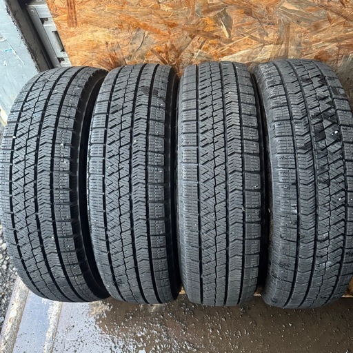 バリ山　BRIDGESTONE ブリヂストン　ブリジストン　VRX2 155/65R14 スタッドレス　タイヤ　2018年製　14インチ