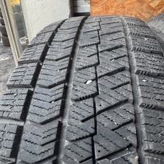 バリ山　BRIDGESTONE ブリヂストン　ブリジストン　VRX2 195/65R15 スタッドレス　タイヤ　2020年製　15インチの画像