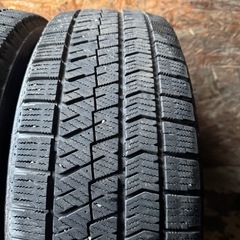 BRIDGESTONE ブリヂストン　ブリジストン　VRX2 215/65R16 スタッドレス　タイヤ　2018年製　16インチの画像