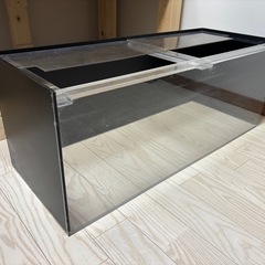 アクリル水槽の画像