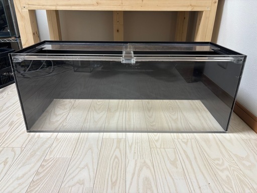 アクリル水槽