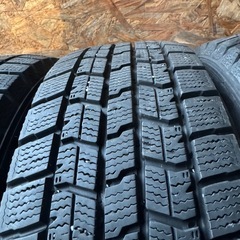 バリ山　GOODYEAR ICENAVI7 185/60R15 スタッドレス　タイヤ　2021年製　15インチの画像