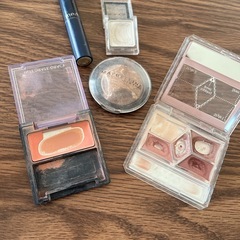 【使用済み】化粧品　　チーク　コンシーラー　アイシャドウの画像