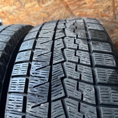 バリ山　YOKOHAMA ヨコハマ　IG70 215/55R17 スタッドレス　タイヤ　2021年製　17インチ　２本の画像