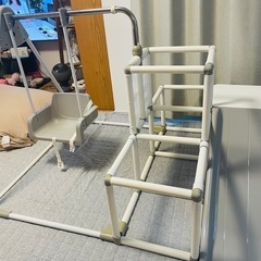 子供用ジャングルジムの画像