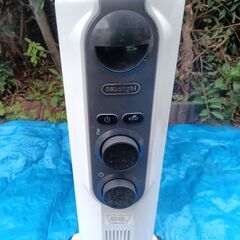 ★お届け可!!★ デロンギ オイルヒーター RHJ35M1015-BKの画像
