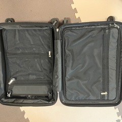 短期旅行用スーツケースの画像