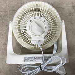 アイリスオーヤマ 卓上サーキュレーター PCF-MKM15N-W 小型 扇風機 2021年製 動作品 25k菊STの画像