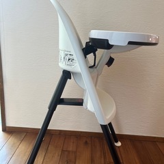 ベビービョルン　ハイチェアの画像