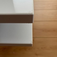 白テーブルの画像