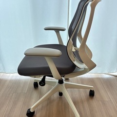 オカムラ　シルフィーの画像