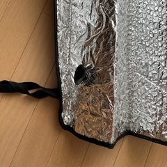 車の前面ガラス日避けの画像