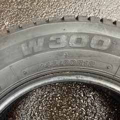 軽自動車用スタッドレスタイヤ　ブリヂストンw300　の画像
