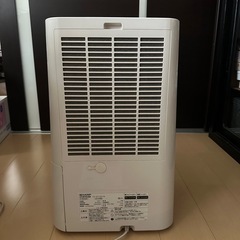【受付終了】シャープ　空気清浄機除湿機　プラズマクラスターの画像