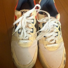 Asics アシックススニーカーの画像