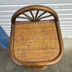 籐シューズラック
の画像