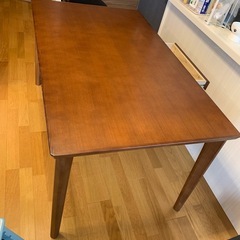 ニトリ　ダイニングテーブル　両面引き出し付き（縦80✖️横135✖️高さ70）の画像