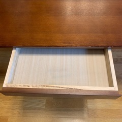 ニトリ　ダイニングテーブル　両面引き出し付き（縦80✖️横135✖️高さ70）の画像