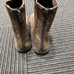 新品保管軽いブーツの画像