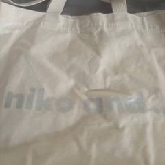 ニコアンド　トートバッグの画像