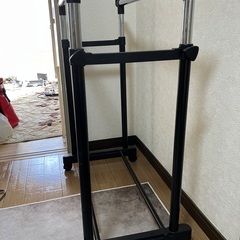 ハンガーラック(2024)の画像