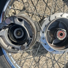 スーパーカブフロントホイールの画像