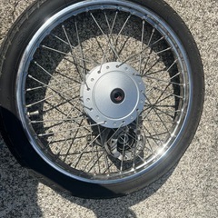 スーパーカブフロントホイールの画像