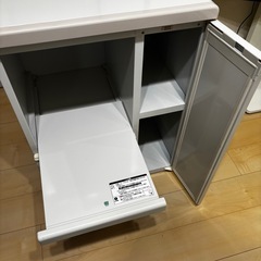 美品　レンジ台　キッチンラックの画像