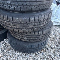 タイヤの画像