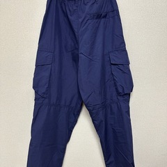 UNIQLO U パラシュートカーゴパンツSの画像