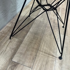 イームズリプロダクトチェアの画像