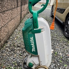 芝刈り機(実働ですが古いのでジャンク)の画像