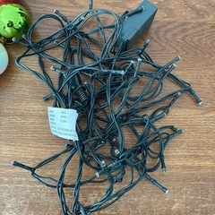 クリスマスツリー　オーナメント付き　の画像