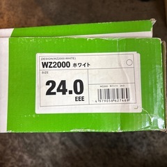 白長靴　24㌢　未開封未使用品　　　　
大阪市中央区の画像