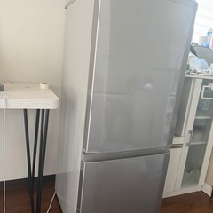 一人暮らし用冷蔵庫の画像
