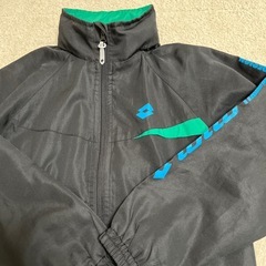 シャカシャカ　ジャージ　140の画像