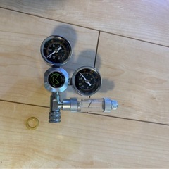 ミドボン5kg　CO2ボンベ中身なし 　レギュレータセットの画像