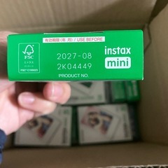 Fujifilm instax mini フィルム 10枚入り 9箱の画像