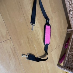バッグ肩掛けベルト見つかりましたの画像