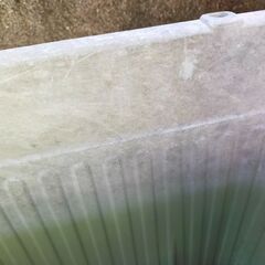 古いプランターの画像