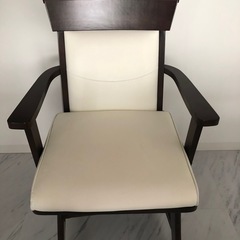 ダイニング5点セット
の画像