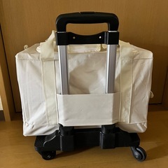 新品　ペットキャリー　犬　猫　キャスター付きの画像