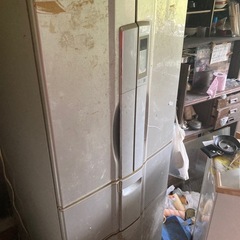 【取引者と調整中】冷蔵庫とブラウン管テレビ無料引き取りの方、エアコン２台差し上げます。の画像