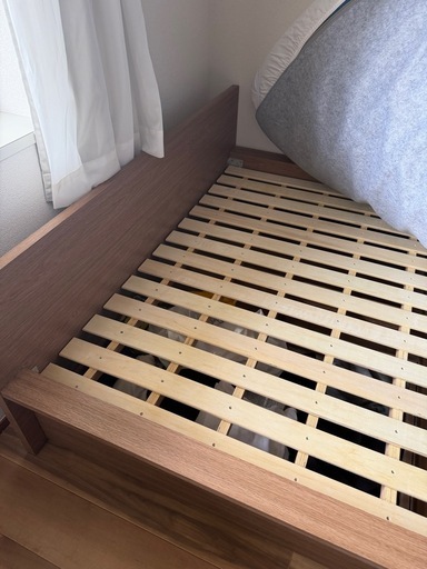 ベッドフレーム　ダブル　北欧　収納付き