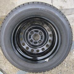 ★中古スタッドレスタイヤ・13インチ・軽自動車用・4本セット・鉄チンです★の画像